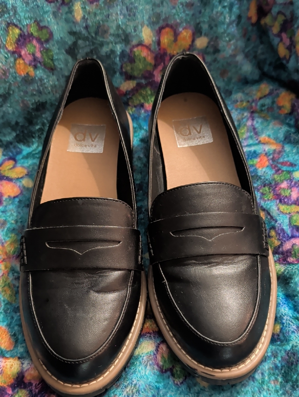 Dolce Vita Black Carley Faux Leather Penny Loafers with Tan Sole Size 8